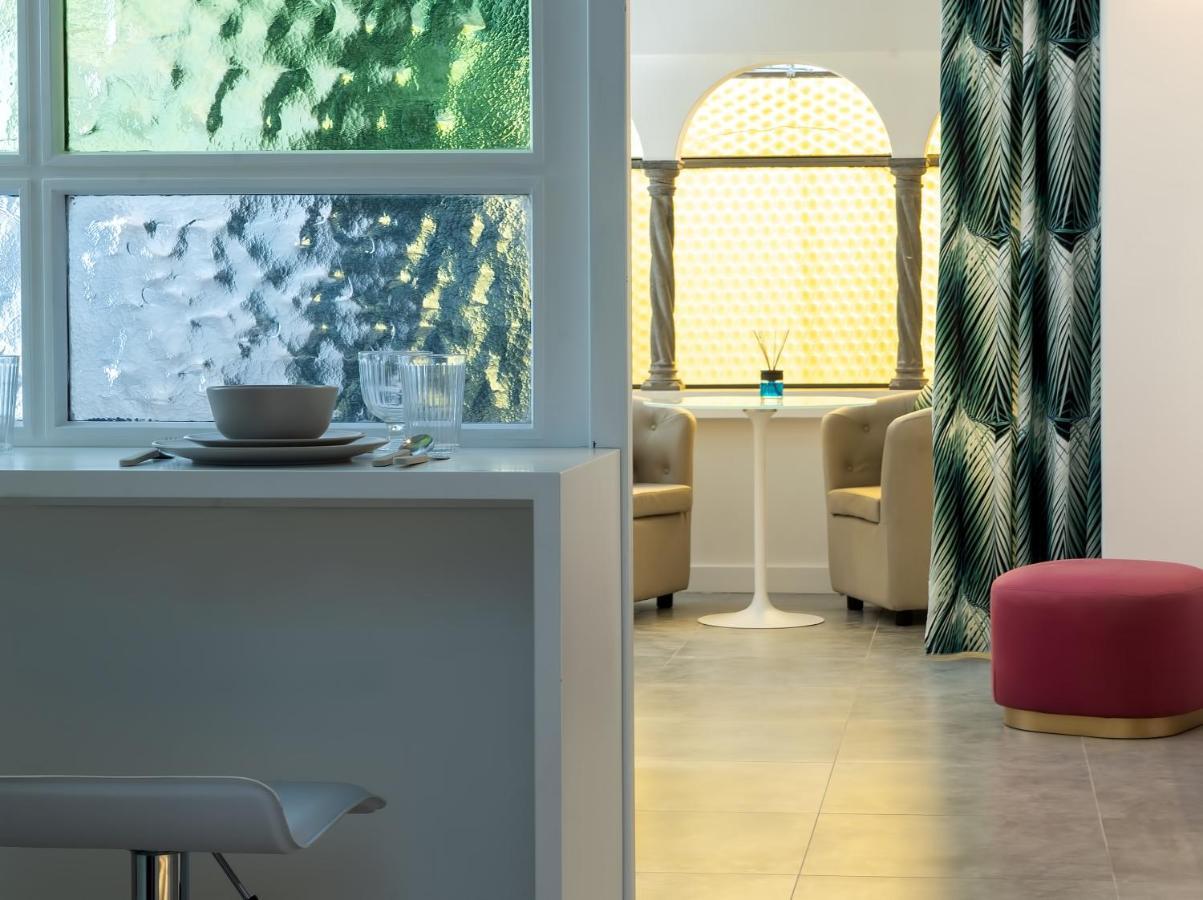 Civico 7 Apartment กาปรี ภายนอก รูปภาพ